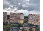 Продается 2-комнатная квартира в хорошем районе.