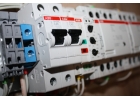 Устройство ввода резерва АВР 19 от производителя 220В 25А Schneider Electric